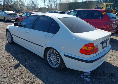 2003 BMW 325Xi из США, поврежденный, VIN WBAEU33463PM53817